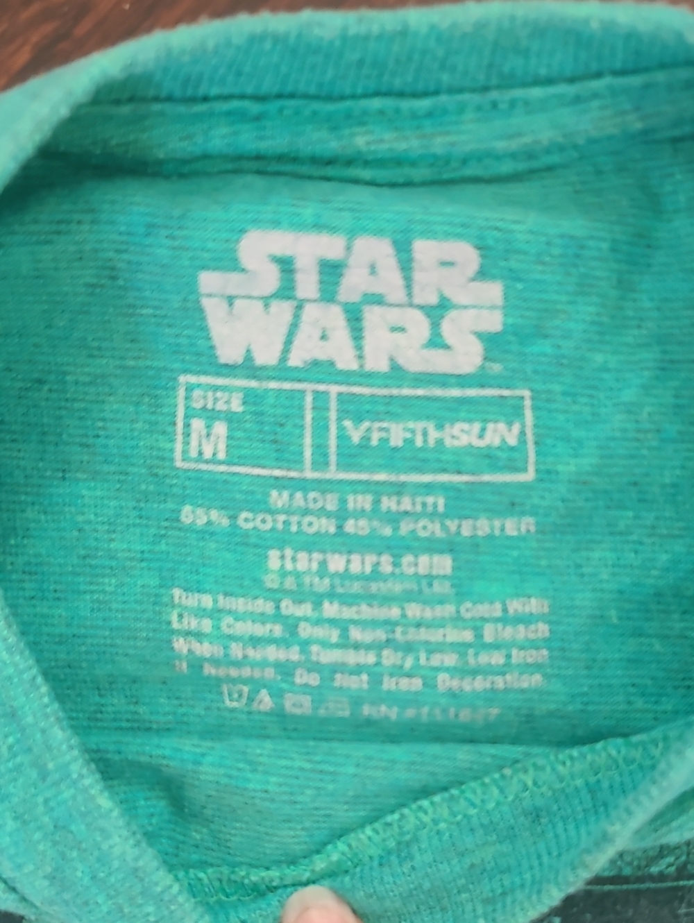 Star Wars Fifth Sun Green R2D2 Graphic Tee Size Medium - Picture 3 of 8